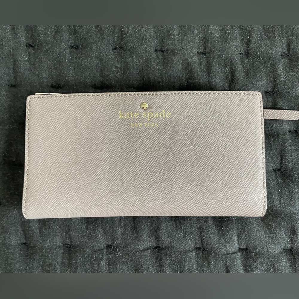 NWT Kate Spade Stacey Leather Bi-Fold Wallet